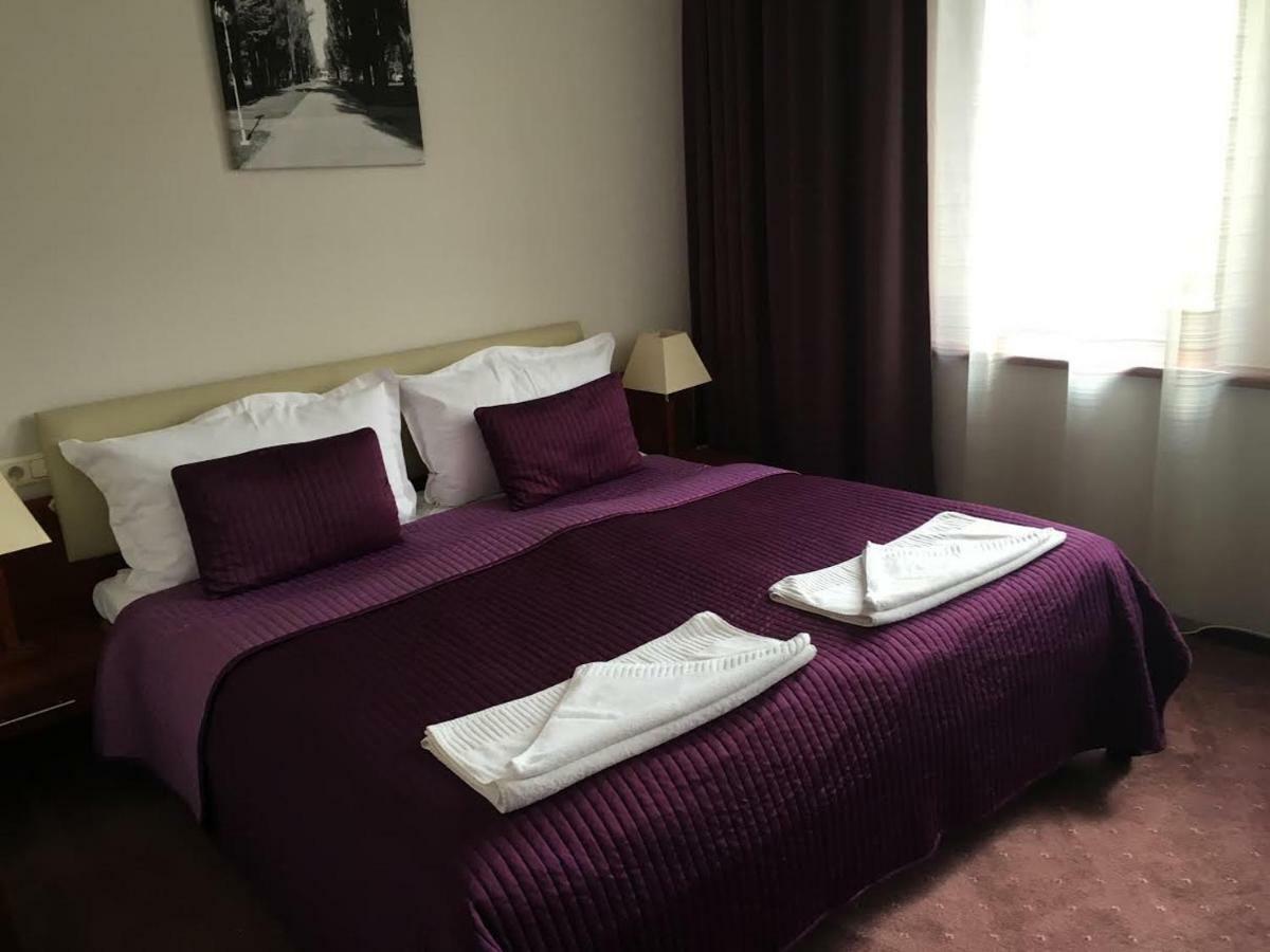 Hotel Park Avenue **** Pieszczany Zewnętrze zdjęcie